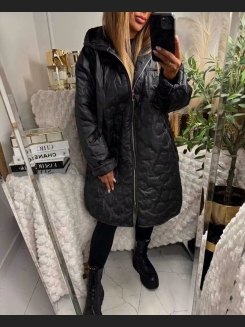 Lekka kurtka oversize pikowana w kwiatowy wzór